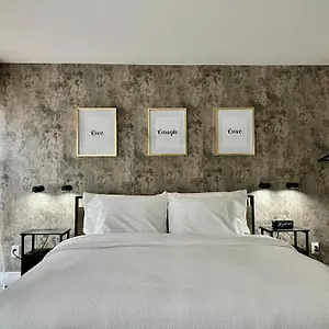  Apartment Luxe: Modern Retreat In The City United States